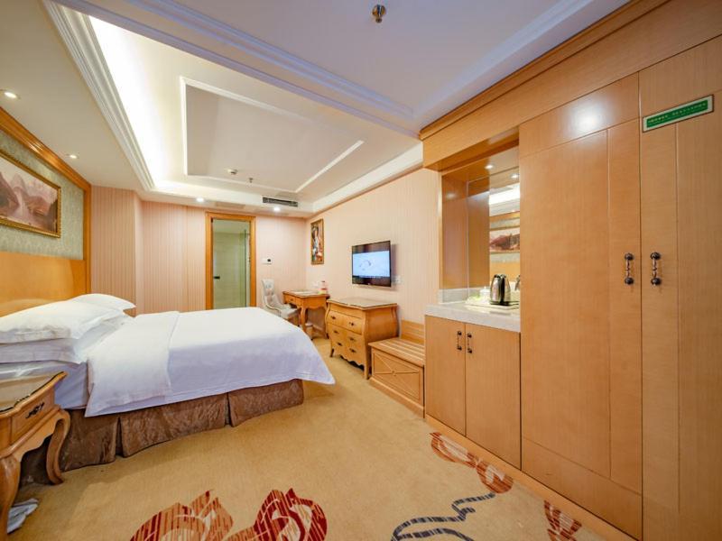 Vienna Hotel Guangzhou Baiyun Dongping Middle Road Екстериор снимка