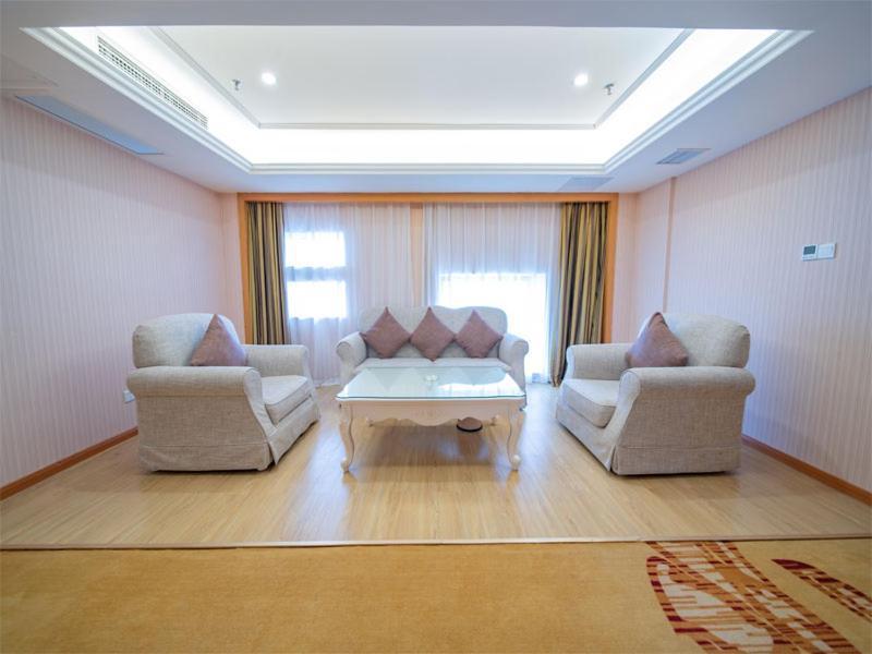 Vienna Hotel Guangzhou Baiyun Dongping Middle Road Екстериор снимка