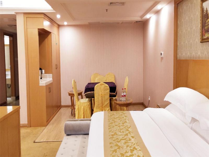 Vienna Hotel Guangzhou Baiyun Dongping Middle Road Екстериор снимка