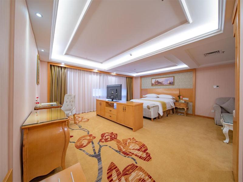 Vienna Hotel Guangzhou Baiyun Dongping Middle Road Екстериор снимка