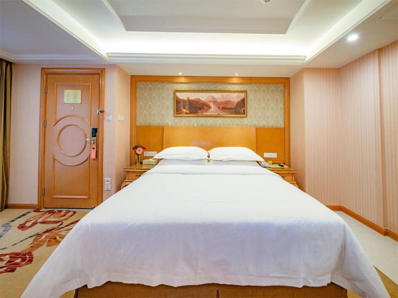 Vienna Hotel Guangzhou Baiyun Dongping Middle Road Екстериор снимка